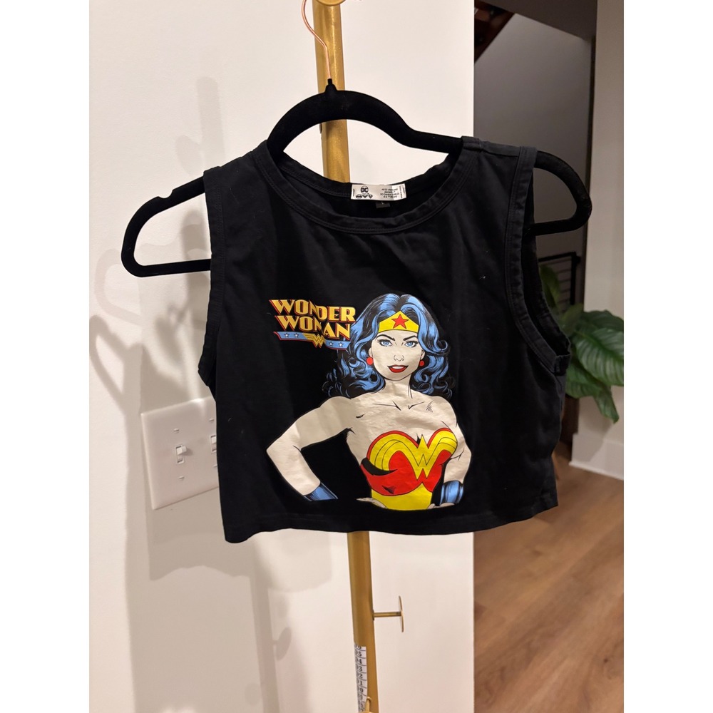 DC Comics Wonder Woman Graphic Tank Top Womens Large Black Sleeveless Crop Tee